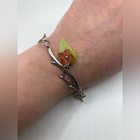 VTG Sterling Silver & Plastic Flower & Leaf Accent Floral Bracelet 7.5” - Picture 4 of 6